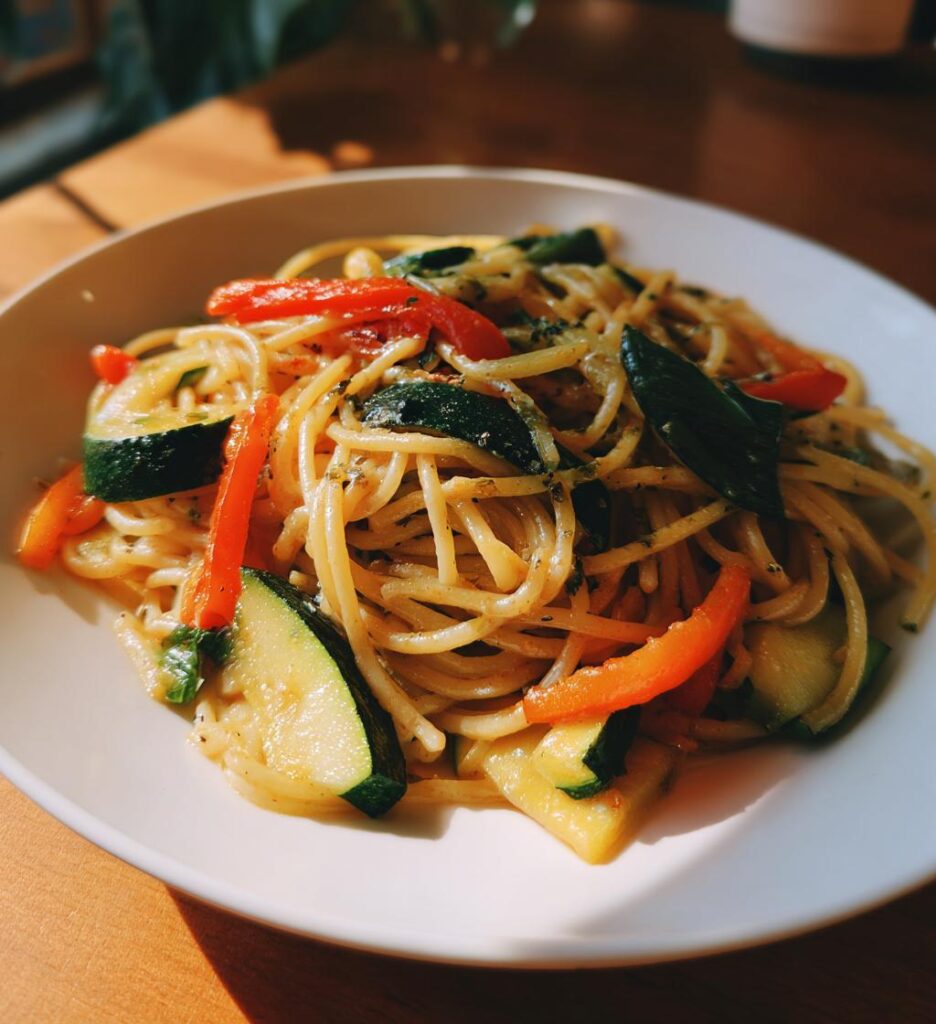 Vollkornpasta mit Gemüse